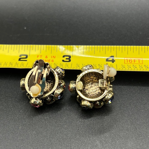 Vintage beautiful rhinestone clip on earrings - Picture 4 of 5